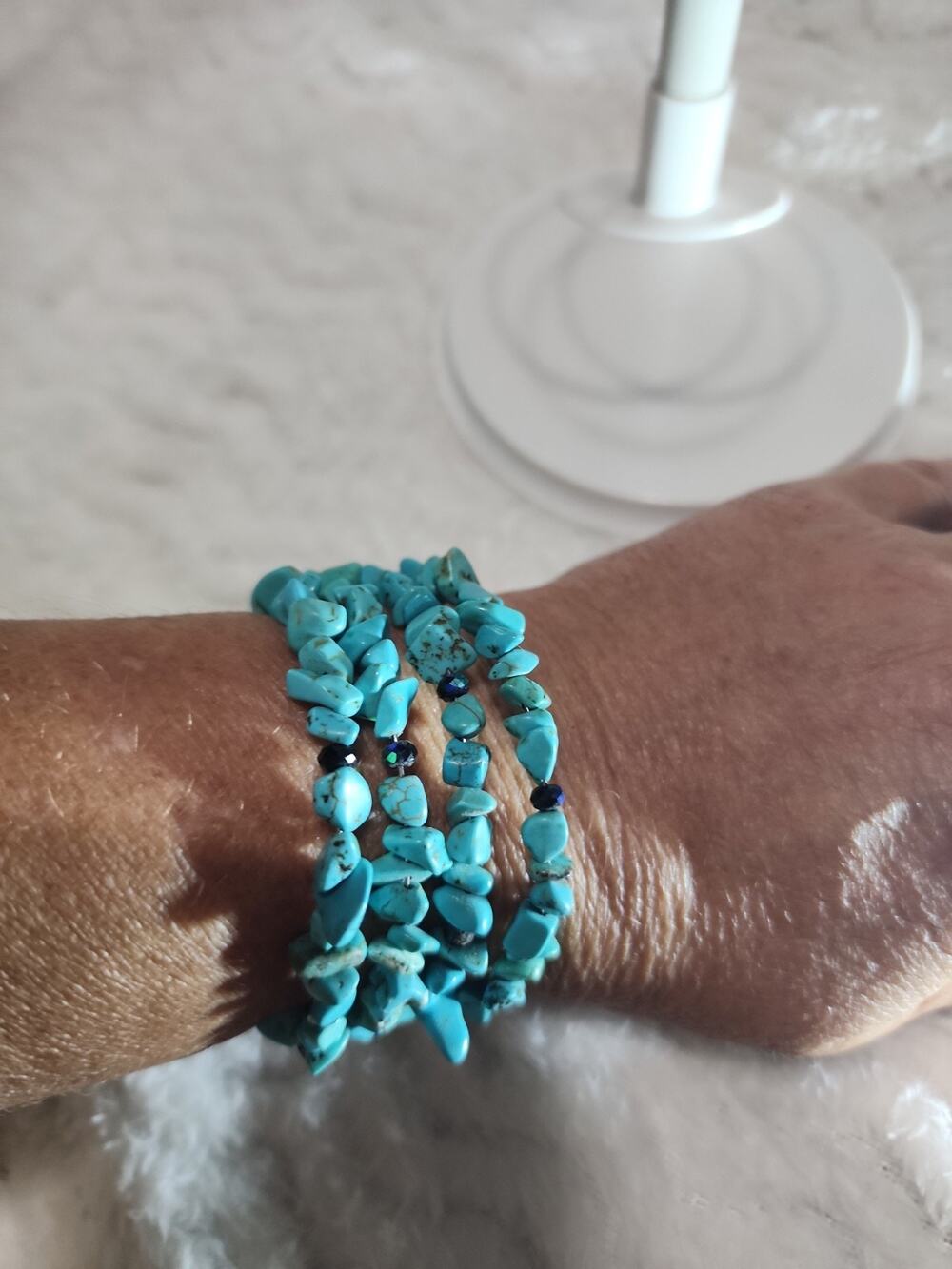 Handmade Boho Turquoise-Style Chip Memory Wire Wrap Bracelet – Multi-Row Stack